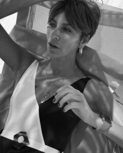 Actress Seda Akman HD Instagram Photos and Wallpapers March 2024