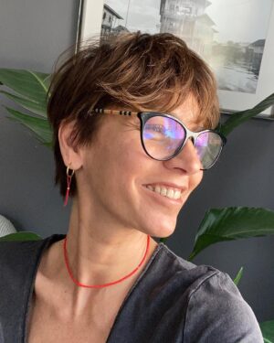 Seda Akman Instagram - Bu yaz kafam rahat ;) 
@byatasoy 
#shorthair #hairstyle
