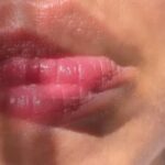 Seda Türkmen Instagram – Nesi güzel biliyor musunuz?
Kafasına koyuyorsa yapıyor bu kadın. @handedogandemir canım kadın – bir kez daha gururlandırdı hepimizi.. 
@inocosmetic hayırlı uğurlu olsun. Süreçteki herkesi tebrik ediyorum. Saçıma bile süresim var 💄💋🤍 
( @hchur @meltemkaraata @almilaoztoprak 🙏🏽🤍)