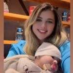Seda Tosun Instagram - Aşığım kızıma 🧿🩵 maşallah 🩷🎀👶🍼