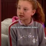 Sedef Şahin Instagram – Ben çocukken…🤣
Öyle stres olmuştum ki tek
seferde çekelim diye 20 yıl geçti 
hâlâ ezberimde bu cümle 
Yemin ederim🙈😂😂 #belalıbaldız #KenanIşık 🥰💕 #23Nisan kutlu olsun🙏🏻💐