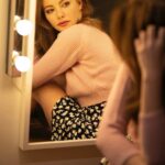 Sedef Şahin Instagram – Aynalar kırıldı…Aynalar kırılsın…Aynalar kırılmak zorunda! 

📸 ; @berkay.gulum ☺️🙏🏻💐 (daha iyisi var ama biliyorum ve unutmadım🤪😂)