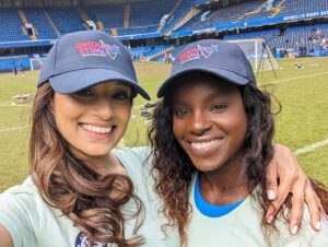 Seema Jaswal Instagram - AD Thrilled to have joined @suresportuk on site at @chelseafc last week to see its #BreakingLimitsProgramme in action. The programme works with NGOs and grassroots initiatives around the world helping disadvantaged young people to break down the barriers holding them back from moving however they want. Sure recognises the power of movement and how important it is that everyone has the ability to move however and whenever they want. It’s part of the reason why I’ve been an ongoing Sure partner, as a sports fan, supporter and now parent, I want to make sure my little girl has every opportunity to partake in movement and sport however she chooses. Sport can teach us so much more than we realise and that transcends to so many other parts of our lives. It’s such a powerful tool for social change and it was an honour see programmes like this one in action.
 
And bonus, I got to catch up with my friend @enialuko and I got some tips from the coaches from @chelseafc for my Sure #BringTheHeat challenge!