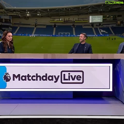 Seema Jaswal Instagram - Always lovely to spend a Saturday with these two gents @wrightyofficial & @gajm83 π @westham continue their unbeaten start to the campaign beating Brighton for the very first time in the @premierleague Also a shoutout to @juliasnowdon.mua for the backdrop! π #premierleague #pl #football #soccer #westham #matchday #anchor