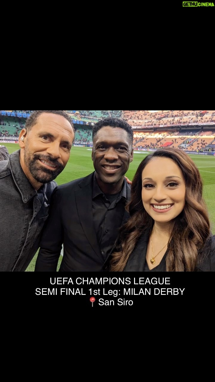 Seema Jaswal Instagram - My 1st visit to San Siro was wild π€― β½οΈ Both @acmilan & @inter battling for a place in the final of the @championsleague π We go AGAIN tonight! The noise β¦ The flares β¦ The colour β¦ The passion β¦ The iconic stadium β¦ The occasion β¦ An unbelievable experience alongside legends of the game Seedorf, Nesta & Ferdinand. Definitely a career highlight! π€ππ½ββοΈπ #football #footballgames #footballplayer #footballer #rioferdinand #seedorf #alessandronesta #ucl #uefachampionsleague #championsleague #milano #milan #acmilan #intermilan #milanderby #sansiro #italianfan #italianfootball #footballfans #italia