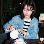 Sei Shiraishi Instagram - 📷by @mikami_ai_ 愛ちゃんといると自然体でいられて、なんだか地元の友達みたいな居心地の良さがあります。らぶ👭🏻🫶 会うと毎回パフェ食べてる気がする #天才カメラマン
