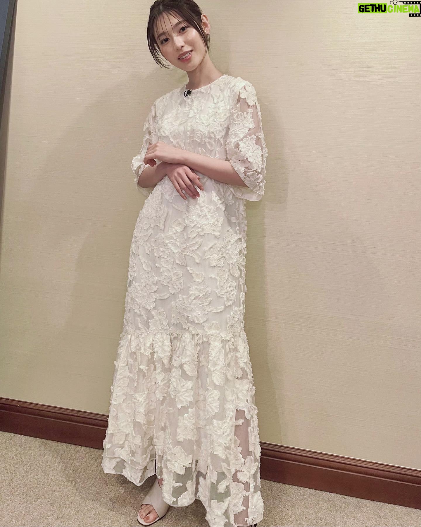 Sei Shiraishi Instagram - 今夜10時30分から 「#グータンヌーボ2 SP」 スタジオゲストでおじゃまさせて頂きました! 是非ご覧下さい💁♀️