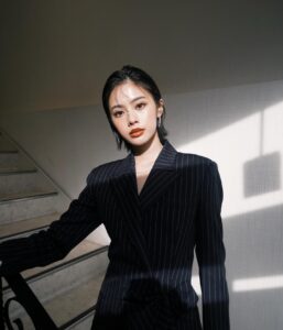 Seira Anzai Instagram - 恐縮ながら、今年も審査員を努めさせて頂きました。 ⠀ @tgc_staff Hair&Make: @akiyamahitomi09 stylist: @df4810 one-piece: @msgm Necklace: @knowhowjewelry Pierce: @abiste_official Shoes: @zara