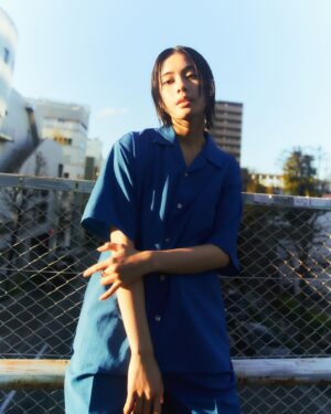 Seira Anzai Instagram - @adametrope 

Videographer: @swhrkc 
Stylist: @yutakotani_ 
Hair: @nanakohair___ 
Makeup: @yuiy521