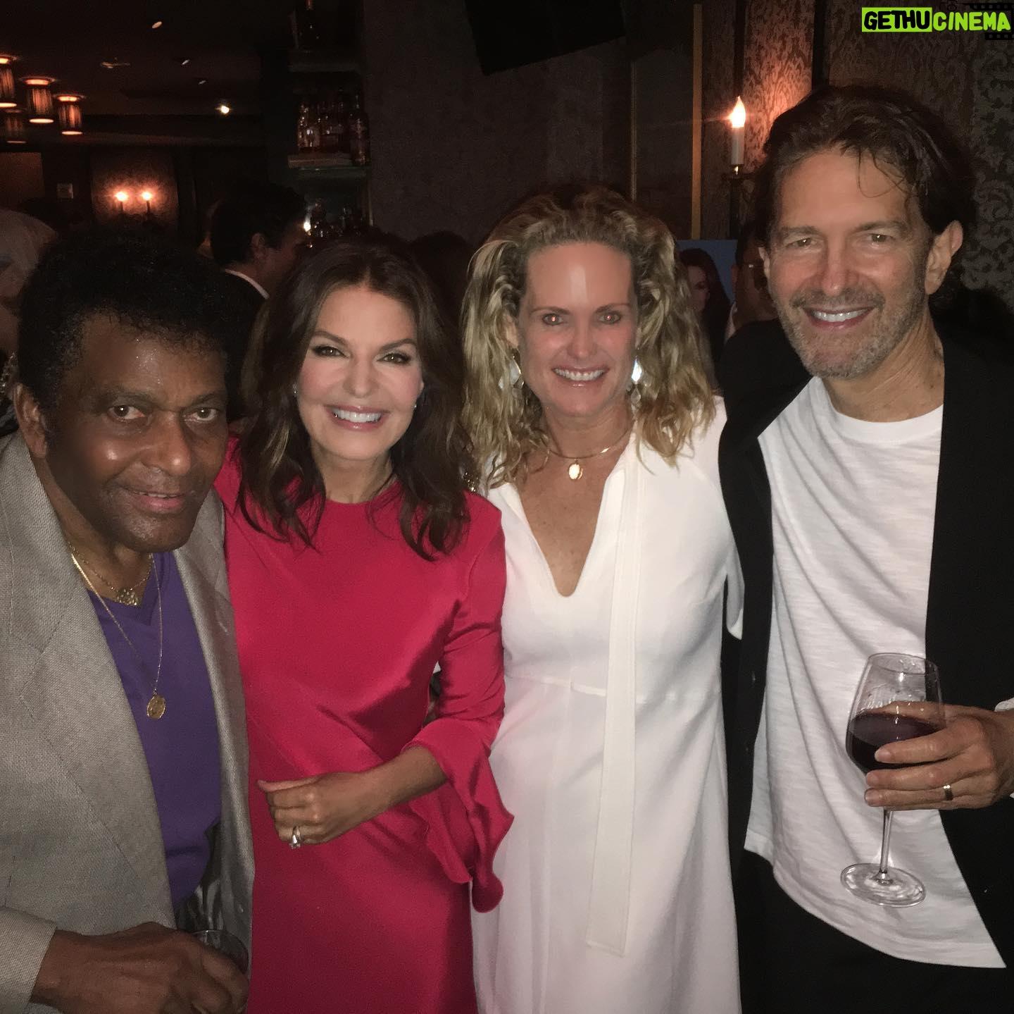 Sela Ward - 3K Likes - I was heartbroken to learn of the passing of this music legend and fellow Mississippian. I had the honor of meeting #CharleyPride in 2018 at the TV Guide Cover Party in New York. Such a kind man that contributed so much to baseball and to country music. Godspeed to you, Charley. 🙏
