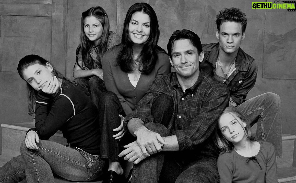 Sela Ward - 3.3K Likes - Coming from the South, I was raised to value the importance of family. I think about this family…once and again. 😉
