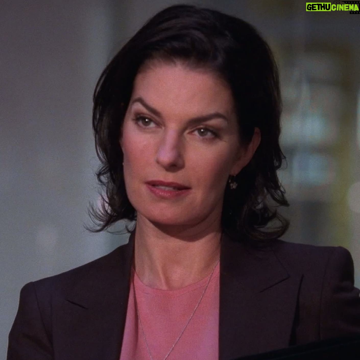 Sela Ward - 3K Likes - I put the “no” in “I’ll let you know”. #theeyebrowraise