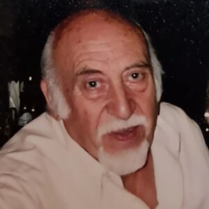 Selda Alkor Instagram - Sevgili Yılmaz Ağabey sanki sonsuza kadar var olacaksın diye düşünürken bizi bırakıp gittin 😢her zaman sonsuz enerjinle hepimize örnek oldun. Sinemamız adına yaptığın çalışmaların için teşekkür ederiz. Güle güle git yolun nurlarla aydınlansın mekanın cennet olsun. Sevgili Armağan senin ve evlatlarınızın başı sağ olsun. 😢Camiamız seni  unutmuyacak. 

#seldaalkor #oyuncu #sanatçı #star #türkfilm #yeşilçam #siyahbeyaz #sevgi #dizi #asmalıkonak #sultan #yeşilgöz #atatürk #mevlana #müzikal #istanbul #tiyatro #Türkiye #sokaktakicanlar #yılmazatadeniz #sinema #ölüm