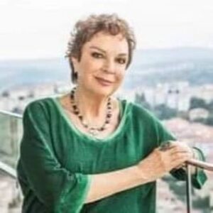 Selda Alkor Instagram - Sevgili gönül dostlarım bugün nostalji günü💖
