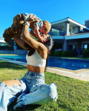 Selen Seyven Instagram - Kalbim çocuk 💙