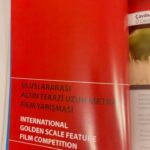 Selen Öztürk Instagram – 13. Uluslarası Suç Ve Ceza Film Festivali sona erdi . Festival Başkanı Sayın Prof.Dr Adem Sözüer’e ve festival direktörü Sayın Prof.Dr Bengi Semerci’ye ve festivalde görev alan gönüllü tüm arkadaşlarıma bu anlamlı ve özel hafta için çok teşekkür ediyorum .
Harika dört kadınla beraber “Uluslararası Altın Terazi Uzun Metraj Film Yarışması “jürisi olmaktan dolayı onur duydum . Tüm güzel paylaşım ve anılar için onlara da teşekkür etmek isterim . Sevgili Yolande Zauberman, Anna Margarita Albelo , Carmen Gray ve Melis Dehlil . İyi ki 🙏 Son sayfada izlediğimiz dokuz filmi görebilirsiniz.
Bu sene Altın Terazi ödülünü alan İran yapımı Alireza Khatami / Ali Asgari imzalı “Terrestrial Verses” – Fani Dizeler filmini izlemenizi şiddetle tavsiye ederim . Listemde olan diğer filmleri de story ‘de paylaşacağım.
Sevgiler ❤️
✨The 13th International Crime and Punishment Film Festival has concluded. I extend my sincere thanks to Festival President Prof. Dr. Adem Sözüer and Festival Director Prof. Dr. Bengi Semerci for this meaningful and special week. It was an honor to be part of the jury for the ‘International Golden Scales Feature Film Competition’ alongside four amazing women—Yolande Zauberman, Anna Margarita Albelo, Carmen Gray, and Melis Dehlil. 🙏 I also want to express my gratitude to them for all the beautiful moments and memories. I highly recommend watching the Iranian film ‘Terrestrial Verses’ directed by Alireza Khatami and Ali Asgari, which received the Golden Scales award this year. I’ll share the other films on my list in the story. With love.❤️ @uscff_icapff