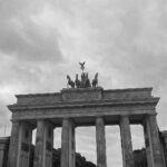 Selen Öztürk Instagram - Black&White Berlin 🖤