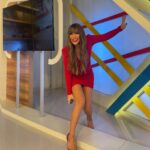 Selen Görgüzel Instagram – En sevdiğim gün #cuma çünkü yarın tatil desemde yok öyle bir şey 😅 biz #cumhuriyet çocuklarıyız❤️🇹🇷❤️ Türk Öğün Çalış Güven durmak yok #ilkyüzyıl coşkumuz heyecanımız var …Güzel günler bizi bekler