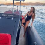 Selen Görgüzel Instagram – #bodrum ‘da Tatil görünümlü iş ❤️ #istanbul ‘a dönüş için karaya çıkıldı