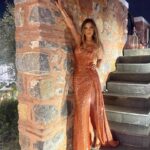 Selen Görgüzel Instagram – Düğüncülük 🧡 #alevvedat🧿 

Elbise @bridylleco