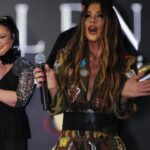 Selen Görgüzel Instagram - 22.12.23 #açılışgalası #sahnemizden🎶🎤🎼🎤 Ceket&Çizme @pinarkerimoglu @lady__estrella Saç @doganoz_ Fotoğraf @eve_line_photo