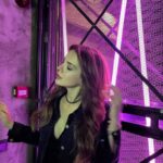 Selen Soyder Instagram – Menekşeler mor  en sevdigim madendir bor
