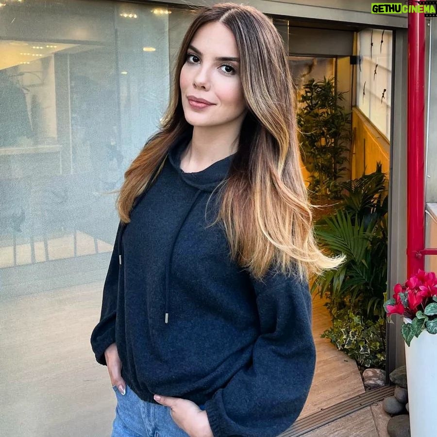 Selen Soyder - 3 Likes - Hello Spring🌸🌬🍓