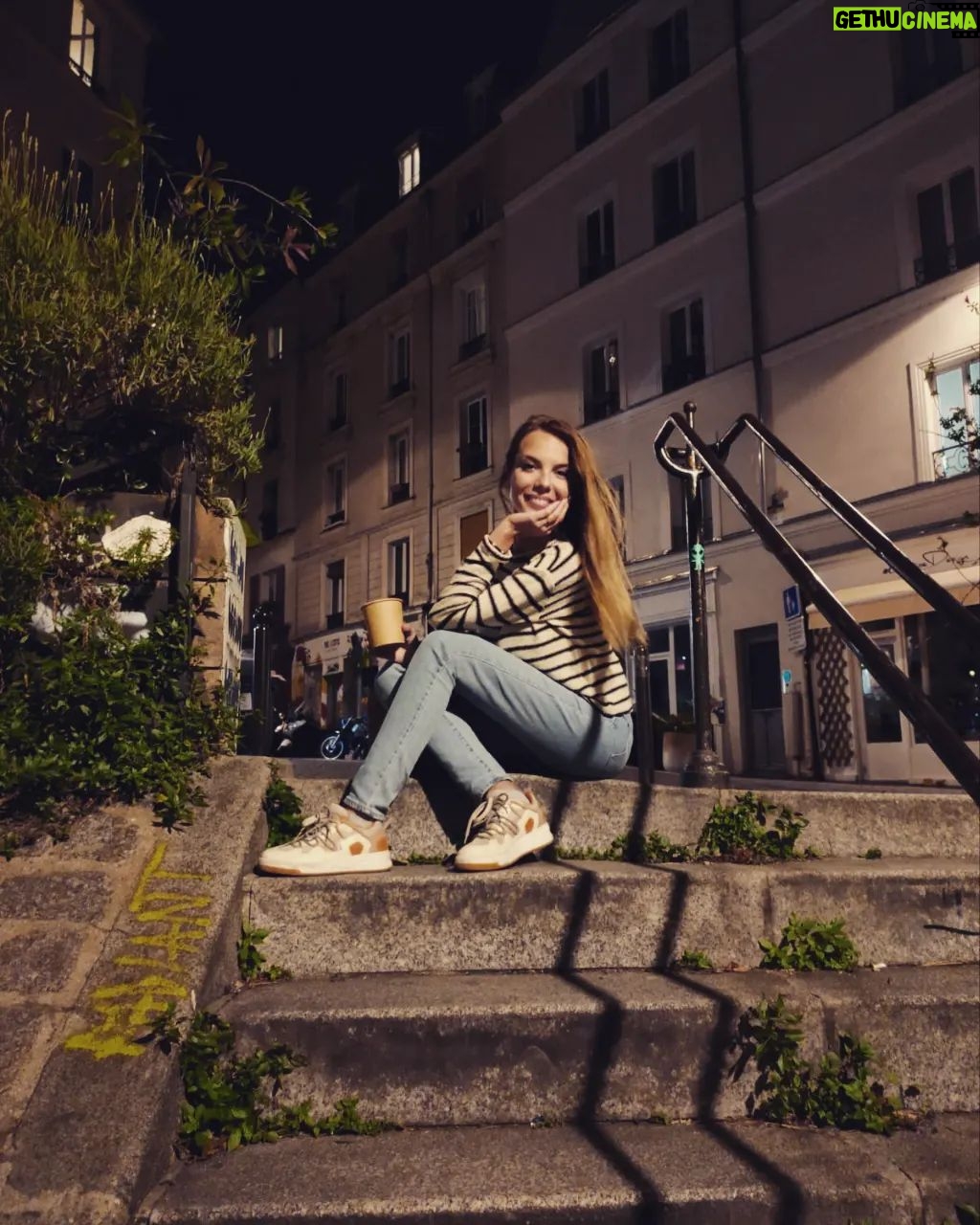 Selen Soyder - 3 Likes - Midnight in Paris🚂
