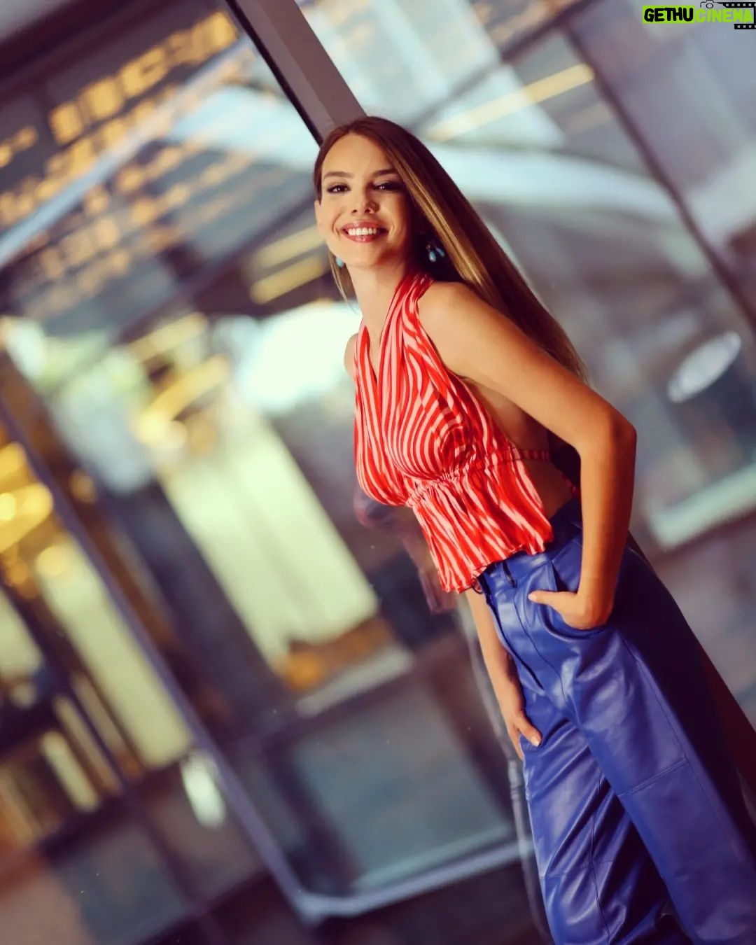 Selen Soyder - 3 Likes - 🧁🍭🍨