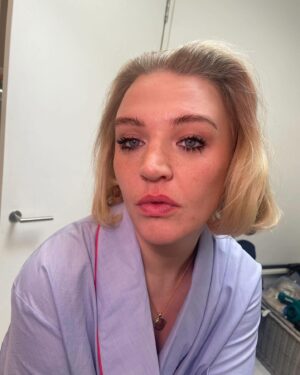Self Esteem Instagram - One week without her 💔/♥️
