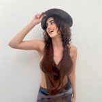 Selin Genç Instagram - 👒🐿️