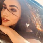 Selin Genç Instagram – Sunshine in my hair 💛 #hellosummer☀️