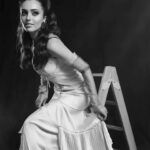 Selin Genç Instagram – Bu ay @bestylemagazine de ben de varım 🍃 #aprilissue #bestyle 
#bestylemagazine 
Röportaj: @mukokaya
Saç: @atamas_hair 
Makyaj: @angieselii
Styling: @olgakalemci
Fotoğraflar: @nikbay_photography @safiyazaitova 
Pr: @hunterozlem
Ajans: @alisabuncugil @isikunsal @alipolatpirlant