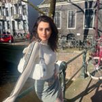 Selin Genç Instagram - It was a sunny Amsterdam day! #amsterdam #tb 🤍