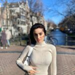 Selin Genç Instagram - Kısa günün karı gibi #dump #amsterdam 🤸