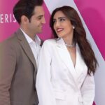 Selin Genç Instagram - I due attori di #TerraAmara @seliinngenc e @arassenol… arrivano questo weekend a #Verissimo 😍 Gulten e Cetin, noi diamo ufficialmente inizio al countdown 💥