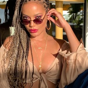Selita Ebanks Instagram - Catch this sunshine ✨
