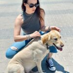 Sena Çakır Instagram – Kıpır kıpır olduğu için Asil ile yakalayabildiğimiz max kare budur.Sevgiler,iyi bayramlar🤍