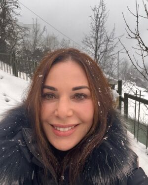 Şenay Gürler Instagram - Yılın ilk karı benim için💜
#artvin