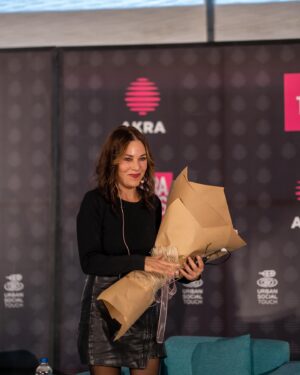 Şenay Gürler Instagram - Akra Talks'un 56. programına konuk olan Şenay Gürler ile Türk Sineması ve Tiyatrosu hakkında keyifli bir söyleşi gerçekleştirildi.

#akrahotels #akratalks #şenaygürler