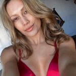Seniesa Estrada Instagram – Glow year. ❤️