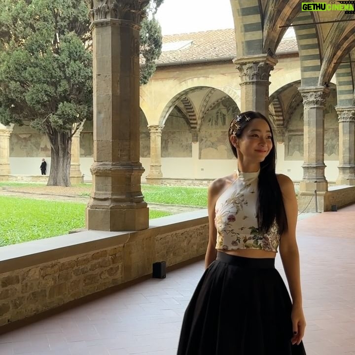 Seo Hyo-rim - 1.2K Likes - 당분간 피드는 이탈리아니까 그런줄들 알어😂
5년만에 자유부인이잖아요😍