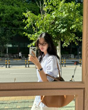 Seo Eun-soo Instagram - 여름일기 🛼🩵🤎🫧