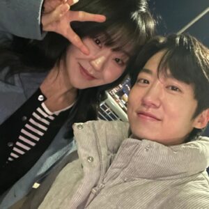 Seo Hye-won Instagram - ☆종영소감 2탄☆
ㄴビ... ገㅏ끔...눈물을 흘린⊂ㅏ....

헤어나오지 못하고 선업튀ost로 하루의 시작과 끝을 함께 하고 있는 1인입니다💁‍♀️

지난 몇 개월간 선업튀와 함께 하면서 많이 배우고 따뜻했습니다. 
작가님, 감독님, 스텝분들, 선배님들, 동료 배우분들 모두 너무나 고생 많으셨습니다!!!!!!❣️

#선재업고튀어 #lovelyrunner @tvn_drama @tving.official
#이시은#윤종호#김태엽#변우석#김혜윤#송건희#이승협#송지호#성병숙#정영주#김원해#서혜원