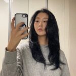Seo Hye-won Instagram - 오늘 밤도 #끝내주는해결사 🔥 (강 봄 사진 많이 찍어둘걸.. 강 봄과 관련 없는 옛 사진 올리기🥹)