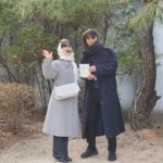 Seo Hye-won Instagram - 1초만 흘러도 과거가 될 지금, 이 순간을 아름답게 봐주기를. 그동안 선재 업고 튀어를 사랑해주신 모든 분들 정말 감사합니다🙏 현주를 떠나보내려니 아쉬운 마음 한가득이네요.. 마음이 일렁이지만 따뜻했던 기억들이 영혼에 스며있으니 그 힘으로 또 열심히, 감사히 살아보겠습니다! 선재 업고 튀어와 함께 할 수 있어 행복했습니다🤍 #선재업고튀어 #lovelyrunner #선업튀 #현주 #서혜원 @tvn_drama @tving.official (찍은 사진이 많아서..내일 또 올릴게요😉)