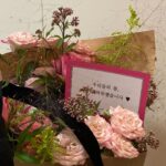 Seo Hye-won Instagram – 선물 같은 작품과 사람들을 만나 벅차오르게 행복했습니다.
그동안 시청해주신 모든 분들 감사드려요🧡
(안 떠나고 싶어요..해결사 못 보내~~~~~~)