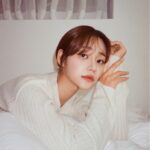Seo Yu-na Instagram – _ 메리크리스마스🤍🎄🫧,