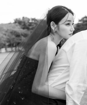 Seo Yu-na Instagram - _ 내가 제일 좋아했던 BLACK DRESS 🖤,