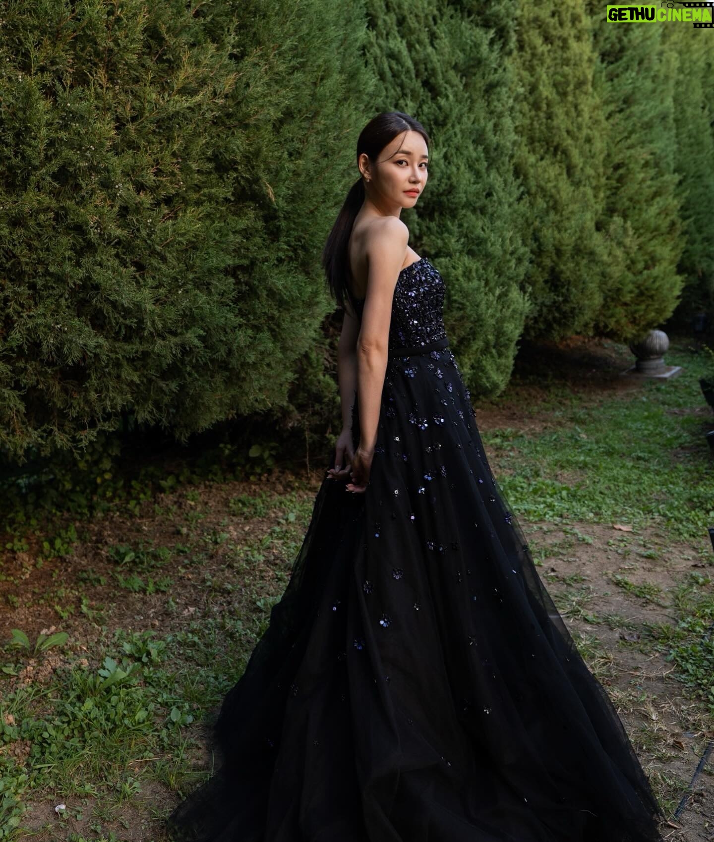 Seo Yu-na - 20.7K Likes - _ 내가 제일 좋아했던 BLACK DRESS 🖤,